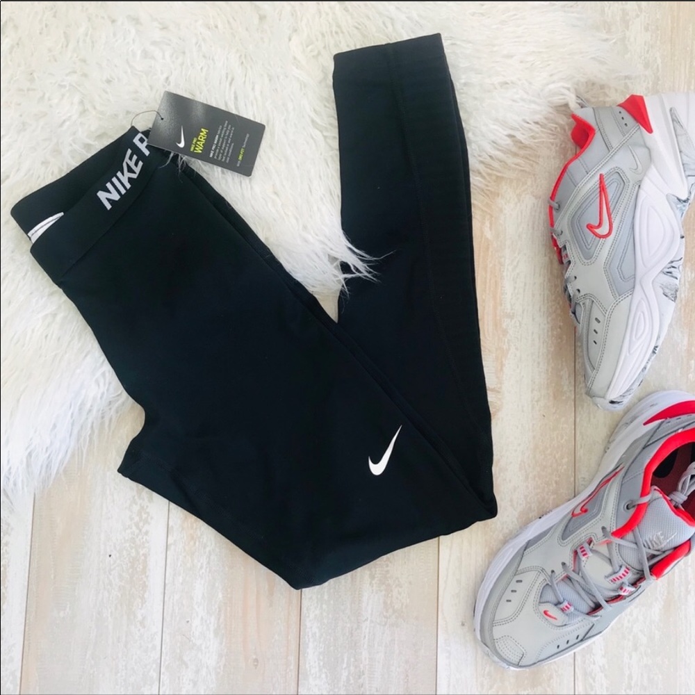 NWT Nike Pro Warm Women’s Training Tights - Picture 2 of 7
